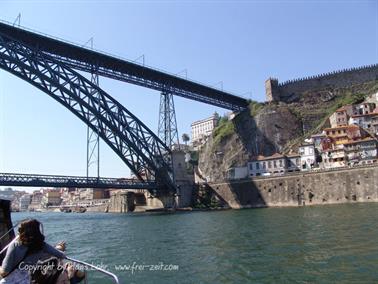 We explore Porto, Portugal 2009, DSC01379b_B740